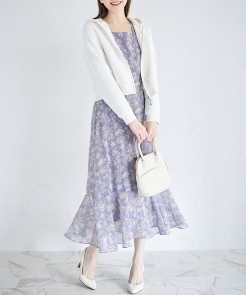 tocco closet(トッコ クローゼット)の「パール付きダブルジップダンボールパーカー(パーカー・レディース・ピンクベージュ/ブラック/グレー/オフホワイト・M)」の5枚目の写真