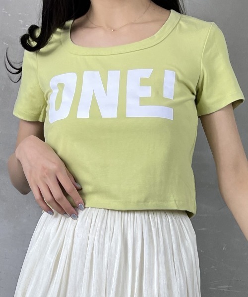 tolene(トレネ)の「華奢見えプリント半袖Tシャツ(Tシャツ/カットソー・レディース・グリーン/ブラック/ピンク/ホワイト・FREE)」の1枚目の写真