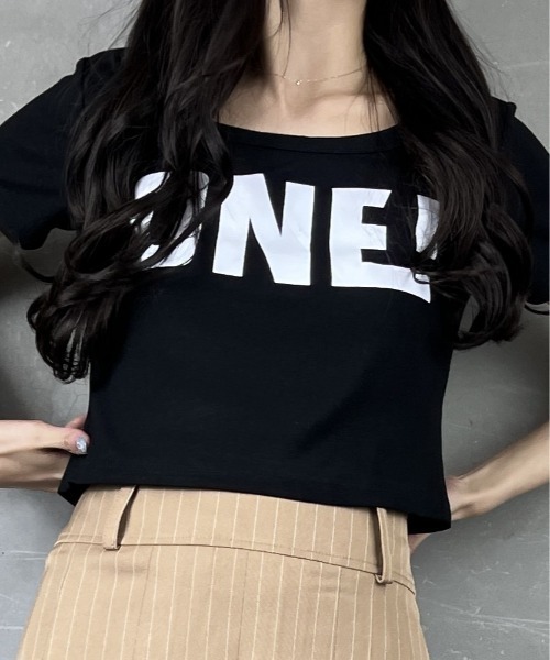 tolene(トレネ)の「華奢見えプリント半袖Tシャツ(Tシャツ/カットソー・レディース・グリーン/ブラック/ピンク/ホワイト・FREE)」の22枚目の写真