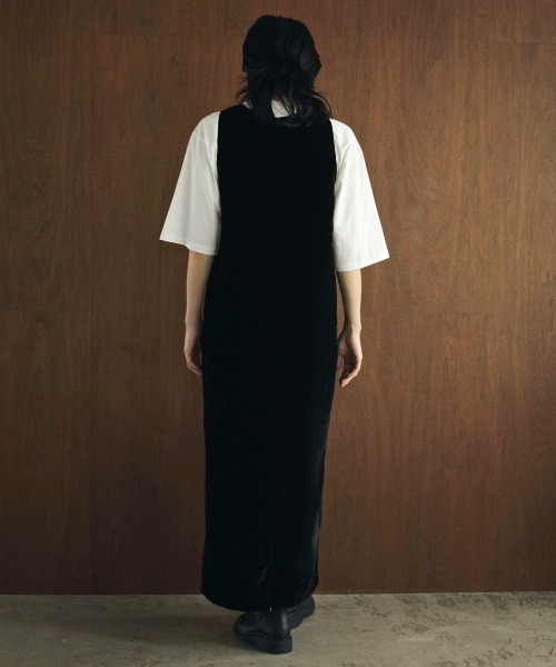 anuke（アンヌーク）の「anuke　Velour Balloon Onepiece ベロアバルーンワンピース/62420303（ワンピース・レディース・ブラック・36/38）」の4枚目の写真