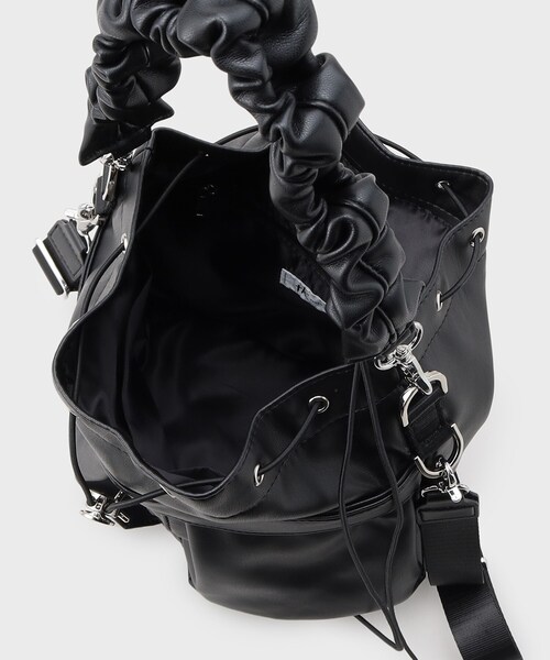 tk.TAKEO KIKUCHI（ティーケータケオキクチ）の「◆ドロストヘルメットバッグ（ショルダーバッグ・メンズ・ブラック系/グレー系その他/ブラック・00）」の21枚目の写真