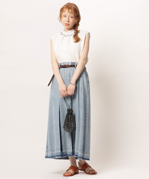 DOUBLE NAME（ダブルネーム）の「ジア刷り加工デニムプリーツスカート（デニムスカート・レディース・ブルー/グレー・FREE）」の2枚目の写真