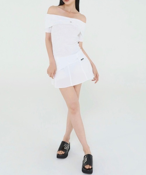 UGLY SHADOW(アグリーシャドウ)の「【Uglyshadow】UNBALANCED KNIT OFF SHOULDER(ニット/セーター・レディース・ブラック/グレー/ホワイト・ONE SIZE)」の9枚目の写真