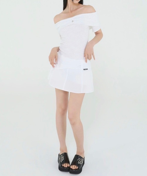 UGLY SHADOW(アグリーシャドウ)の「【Uglyshadow】UNBALANCED KNIT OFF SHOULDER(ニット/セーター・レディース・ブラック/グレー/ホワイト・ONE SIZE)」の10枚目の写真