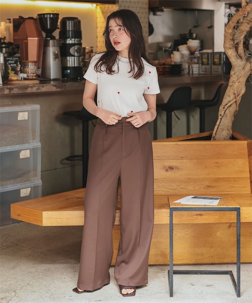titivate(ティティベイト)の「ハート柄刺繍Tシャツ(Tシャツ/カットソー・レディース・ブラック系その他/ホワイト系その他/ホワイト系その他2/ホワイト系その他3・M)」の9枚目の写真