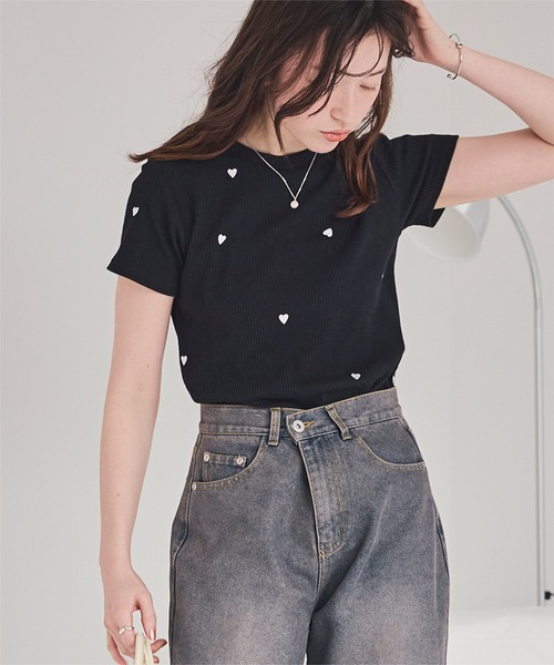 titivate(ティティベイト)の「ハート柄刺繍Tシャツ(Tシャツ/カットソー・レディース・ブラック系その他/ホワイト系その他/ホワイト系その他2/ホワイト系その他3・M)」の20枚目の写真
