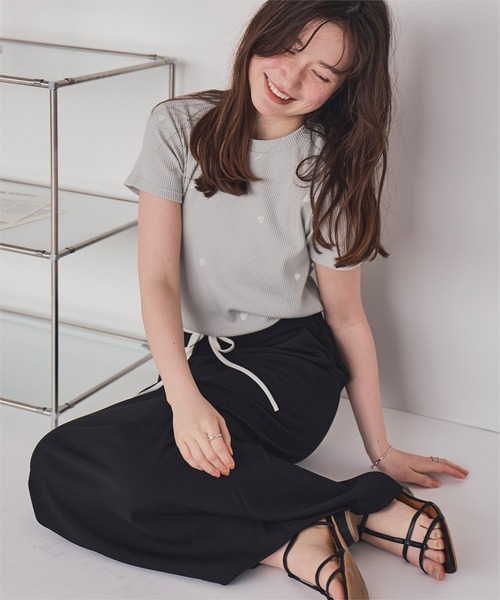 titivate(ティティベイト)の「ハート柄刺繍Tシャツ(Tシャツ/カットソー・レディース・ブラック系その他/ホワイト系その他/ホワイト系その他2/ホワイト系その他3・M)」の16枚目の写真