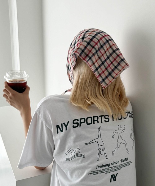 CANAL JEAN（キャナルジーン）の「Lakey Park　チェック柄スカーフ（バンダナ/スカーフ・レディース・カーキ/ベージュ・ONE SIZE）」の5枚目の写真