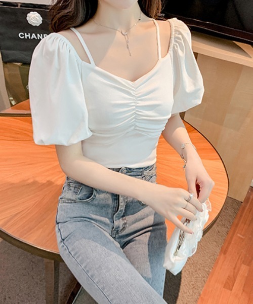 gossip!ロサンゼルス(ゴシップロサンゼルス)の「パフスリーブ ギャザー トップス(Tシャツ/カットソー・レディース・ブラック/ホワイト・FREE)」の1枚目の写真