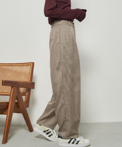 Auntie Rosa Holiday（アンティローザホリデー）の「バレルシルエットタックカーブスラックスパンツ / セットアップ対応（スラックス・レディース・ブラック/その他・SMALL/MEDIUM）」の21枚目の写真