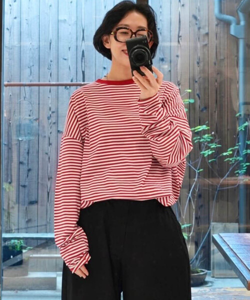 JOURNAL STANDARD LUXE(ジャーナルスタンダード ラックス)の「コンパクトジャージー クルーネックBigプルオーバー(Tシャツ/カットソー・レディース・ネイビー/レッド/ホワイト・FREE)」の3枚目の写真