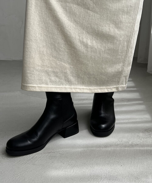 CAPRICIEUX LE'MAGE（カプリシューレマージュ）の「リブ切替ショートブーツ（パンプス・レディース・ブラック/ブラウン・38/36/37）」の7枚目の写真