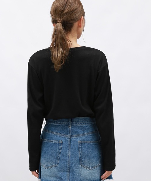 LAKOLE(ラコレ)の「テレコ刺繍長袖T / 148455(Tシャツ/カットソー・レディース・ブラック/ブラウン/オフホワイト・FREE)」の10枚目の写真
