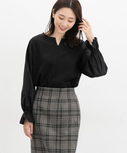 Honeys（ハニーズ）の「キーネックトップス（Tシャツ/カットソー・レディース・ブラック/ネイビー/キャメル/アイボリー・S/M/L/LL/3L）」の9枚目の写真
