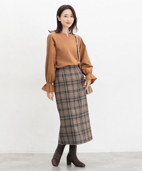 Honeys（ハニーズ）の「キーネックトップス（Tシャツ/カットソー・レディース・ブラック/ネイビー/キャメル/アイボリー・S/M/L/LL/3L）」の15枚目の写真