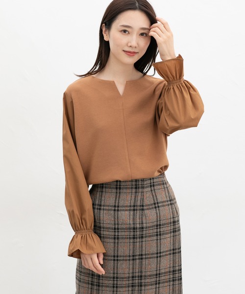 Honeys（ハニーズ）の「キーネックトップス（Tシャツ/カットソー・レディース・ブラック/ネイビー/キャメル/アイボリー・S/M/L/LL/3L）」の16枚目の写真