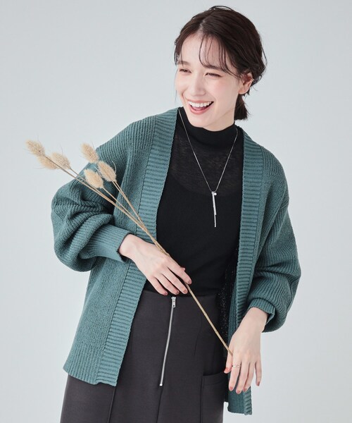 SHOO・LA・RUE（シューラルー）の「【洗える】ざっくり編みトッパーカーディガン（カーディガン/ボレロ・レディース・ワインレッド/アイボリー/ブラウン系/ブルー・00）」の3枚目の写真