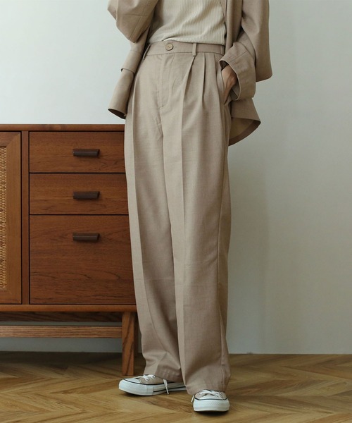 NOAHL(ノアル)の「【NOAHL】スリータックストレートパンツ(その他パンツ・レディース・ブラウン系/アイボリー/ブラック/チェック/ベージュ系/ブラウン・S/M/L/XL)」の13枚目の写真