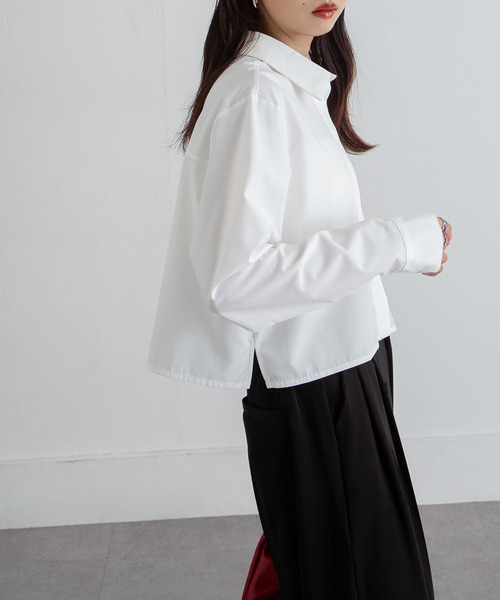 Chillfar(チルファー)の「ベーシックカラークロップドシャツ(シャツ/ブラウス・レディース・ピンク/ブルー/グレー/ブラウン/ネイビー/ホワイト/グレイッシュベージュ・FREE)」の16枚目の写真