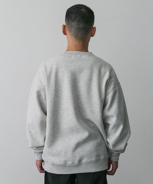 PENNEYS（ぺニーズ）の「『XLサイズ/WEB限定』『別注』PENNEYS×DOORS　THE FOX クルーネックスウェット（スウェット・メンズ・オレンジ/ベージュ/ネイビー/ホワイト系その他/チャコールグレー・MEDIUM/LARGE/X-LARGE）」の9枚目の写真