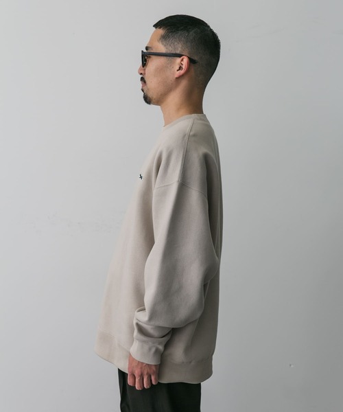 PENNEYS（ぺニーズ）の「『XLサイズ/WEB限定』『別注』PENNEYS×DOORS　THE FOX クルーネックスウェット（スウェット・メンズ・オレンジ/ベージュ/ネイビー/ホワイト系その他/チャコールグレー・MEDIUM/LARGE/X-LARGE）」の11枚目の写真