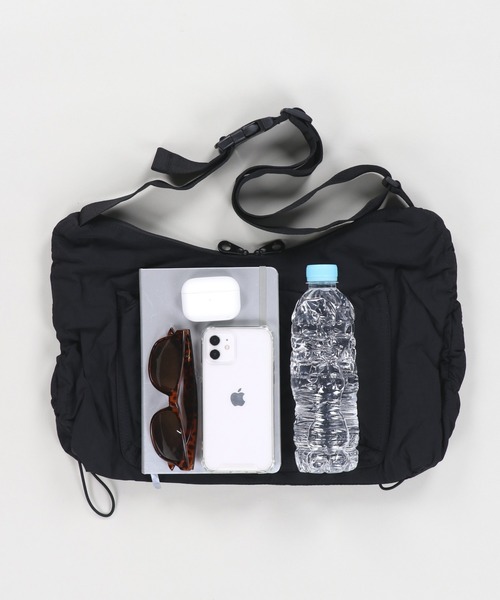 SPINNS（スピンズ）の「ナイロンショルダーバッグ（ショルダーバッグ・メンズ・ブラック・ONESIZE）」の11枚目の写真