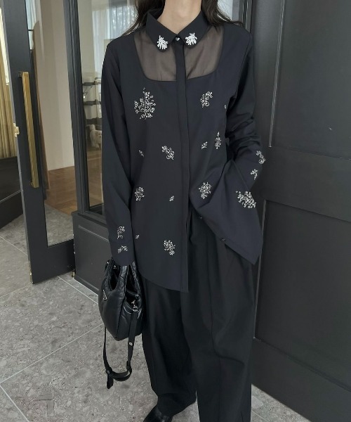 WILLFULLY(ウィルフリー)の「embroidery bijou motif sheer changeover SH(シャツ/ブラウス・レディース・ホワイト/ブラック/チャコール・FREE)」の17枚目の写真