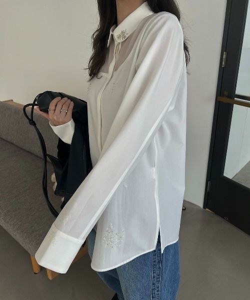 WILLFULLY(ウィルフリー)の「embroidery bijou motif sheer changeover SH(シャツ/ブラウス・レディース・ホワイト/ブラック/チャコール・FREE)」の21枚目の写真