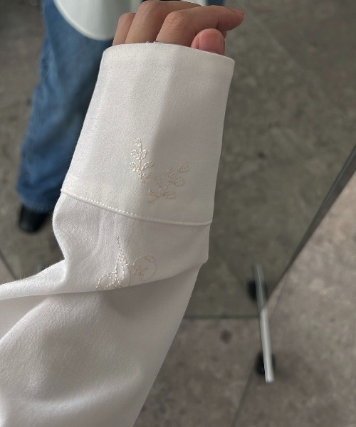 セール】embroidery bijou motif sheer changeover SH（シャツ 