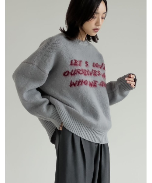 Re:EDIT（リエディ）の「[2024-25 WINTER COLLECTION]配色メッセージロゴシャギーニットトップス（ニット/セーター・レディース・ブラック/グレー/ベージュ・MEDIUM/LARGE）」の3枚目の写真