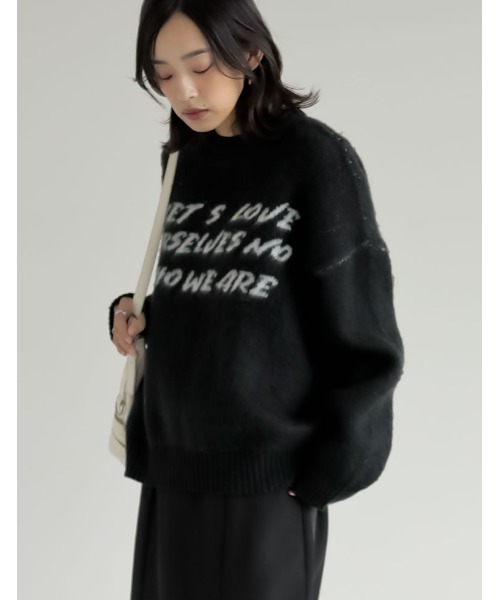Re:EDIT（リエディ）の「[2024-25 WINTER COLLECTION]配色メッセージロゴシャギーニットトップス（ニット/セーター・レディース・ブラック/グレー/ベージュ・MEDIUM/LARGE）」の7枚目の写真