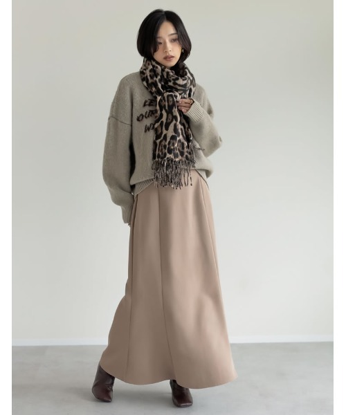Re:EDIT（リエディ）の「[2024-25 WINTER COLLECTION]配色メッセージロゴシャギーニットトップス（ニット/セーター・レディース・ブラック/グレー/ベージュ・MEDIUM/LARGE）」の18枚目の写真