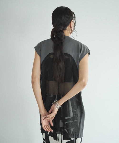 AIC.（エーアイシー）の「バックオーガンジージレベスト（ベスト・レディース・チャコールグレー/グレイッシュベージュ・FREE）」の21枚目の写真