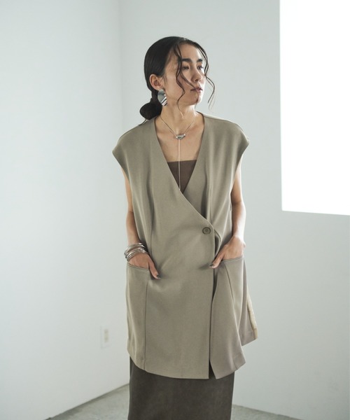 AIC.（エーアイシー）の「バックオーガンジージレベスト（ベスト・レディース・チャコールグレー/グレイッシュベージュ・FREE）」の7枚目の写真