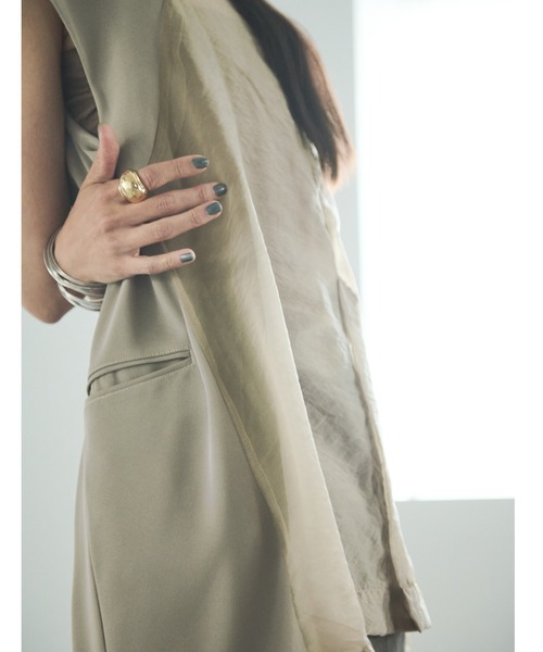 AIC.（エーアイシー）の「バックオーガンジージレベスト（ベスト・レディース・チャコールグレー/グレイッシュベージュ・FREE）」の10枚目の写真