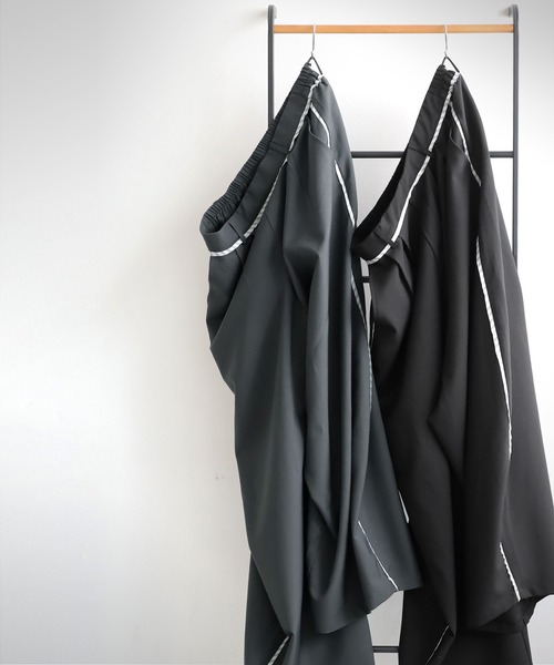 antiqua(アンティカ)の「切り替えパンツ(その他パンツ・レディース・ブラック/グレー・LARGE/MEDIUM)」の9枚目の写真