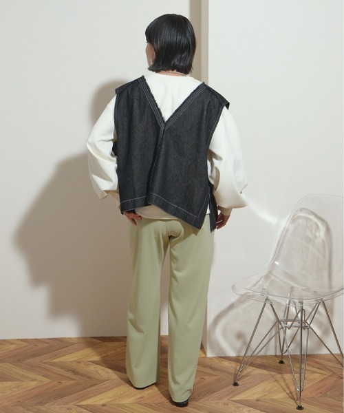 palm RICHE(ポームリシュ)の「【セットアップ対応】Vネック ZIPデザイン 前後2WAY デニムフリンジベスト(ベスト・レディース・ブルー/ブラック・MEDIUM)」の6枚目の写真