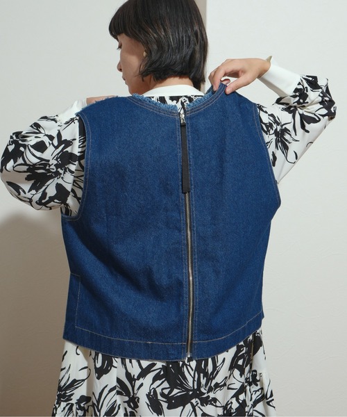 palm RICHE(ポームリシュ)の「【セットアップ対応】Vネック ZIPデザイン 前後2WAY デニムフリンジベスト(ベスト・レディース・ブルー/ブラック・MEDIUM)」の20枚目の写真