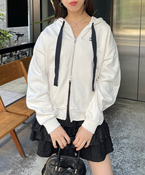 Chico(チコ)の「ワイドリボンフードジップパーカー(パーカー・レディース・ネイビー/ホワイト/グレー・FREE)」の4枚目の写真