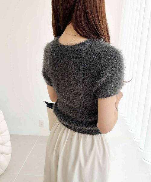 mily bilet（ミウィビレット）の「【mily bilet】ふんわり大人ガーリーな雰囲気を。胸刺繍肩スリット半袖シャギーニットプルオーバー（ニット/セーター・レディース・チャコールグレー/アイボリー/ライトグレー・MEDIUM/LARGE/SMALL/X-LARGE）」の19枚目の写真