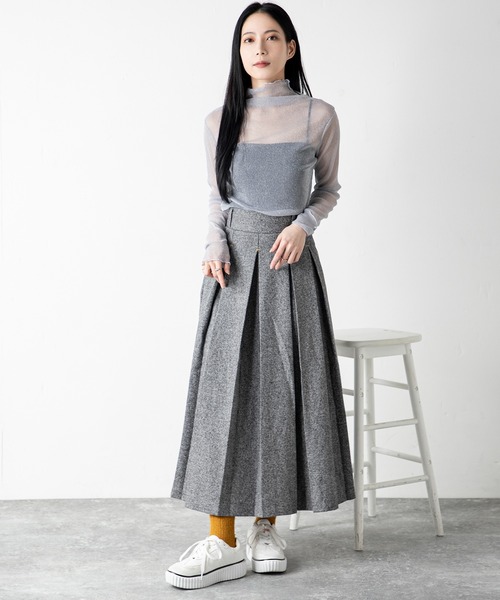 MILLION CARATS（ミリオンカラッツ）の「トレンド感溢れる配色ステッチが目を引く、立体感と上品さを兼ね備えたツイードプリーツスカート（スカート・レディース・ブラック/グレー/チャコールグレー・FREE）」の11枚目の写真