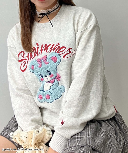 AS KNOW AS plus（アズノゥアズプラス）の「◇アクリルキーホルダー付き SWIMMER スウェットプルオーバー【SWIMMER/スイマー】（スウェット・レディース・ピンク/スミクロ/オートミール/グレー系/サックスブルー系/ベージュ系/アイボリー系・FREE）」の5枚目の写真