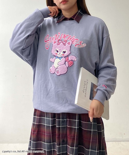 AS KNOW AS plus（アズノゥアズプラス）の「◇アクリルキーホルダー付き SWIMMER スウェットプルオーバー【SWIMMER/スイマー】（スウェット・レディース・ピンク/スミクロ/オートミール/グレー系/サックスブルー系/ベージュ系/アイボリー系・FREE）」の22枚目の写真