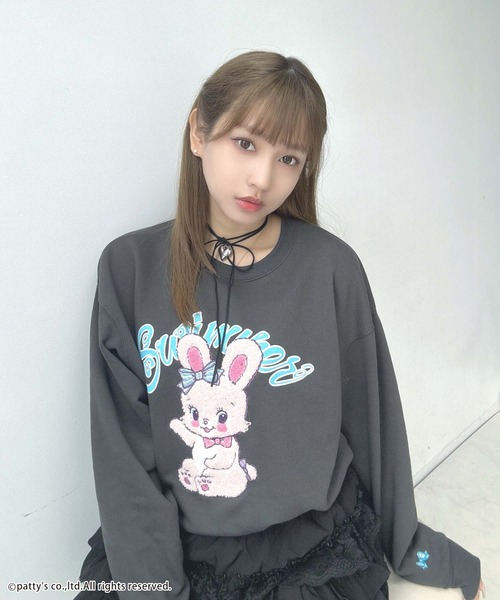 AS KNOW AS plus（アズノゥアズプラス）の「◇アクリルキーホルダー付き SWIMMER スウェットプルオーバー【SWIMMER/スイマー】（スウェット・レディース・ピンク/スミクロ/オートミール/グレー系/サックスブルー系/ベージュ系/アイボリー系・FREE）」の8枚目の写真