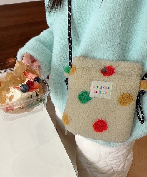 M2SUQARED(エムツースクエア)の「【M2SUQARED/エムツースクエア】ふあふあなミニショルダーバッグ/ポーチ(ショルダーバッグ・レディース・その他1/その他2/その他3/その他4/その他5・FREE)」の16枚目の写真