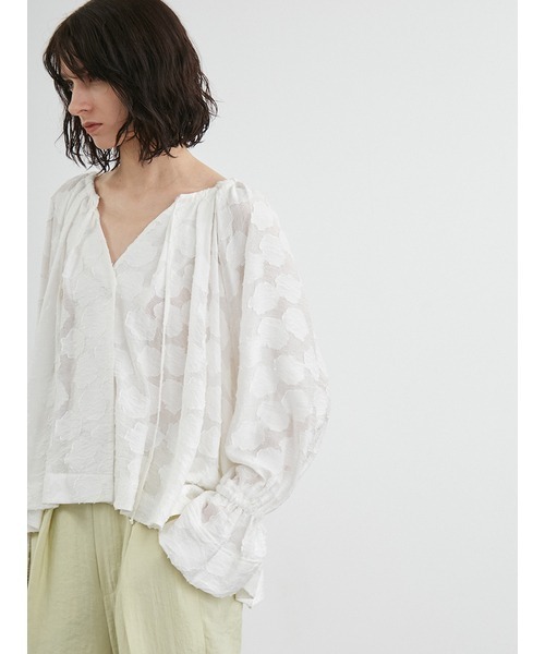 styling/(スタイリング)の「カットジャガード2WAYブラウス(シャツ/ブラウス・レディース・ブラック/ベージュ/ホワイト・FREE)」の10枚目の写真