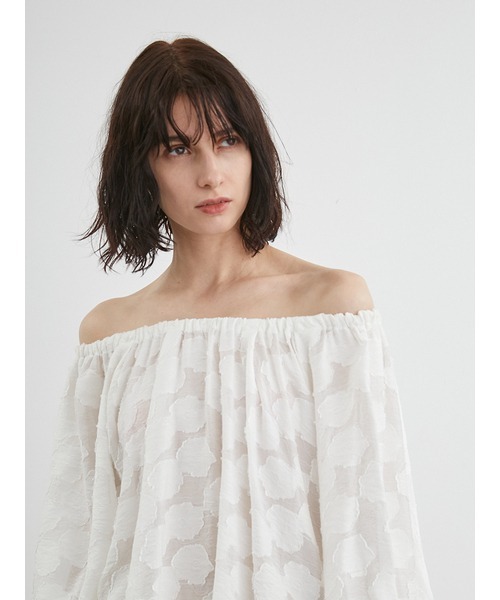 styling/(スタイリング)の「カットジャガード2WAYブラウス(シャツ/ブラウス・レディース・ブラック/ベージュ/ホワイト・FREE)」の14枚目の写真