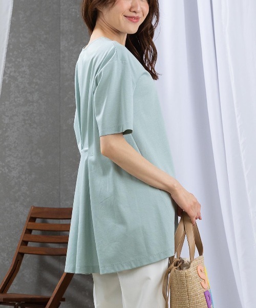 STUDIO PICONE(スタジオピッコーネ)の「バックプリーツUV冷感Tシャツ(Tシャツ/カットソー・レディース・ブラック/ライトグリーン/ホワイト/ライトパープル・M/L/LL)」の20枚目の写真