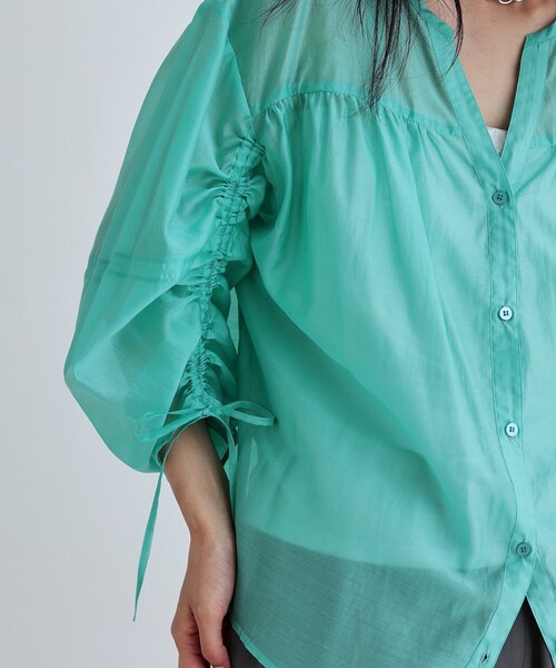 GALLEST(ギャレスト)の「袖シャーリングシアーローンブラウス(シャツ/ブラウス・レディース・グリーン系/イエロー系その他/ホワイト/チャコールグレー・38)」の11枚目の写真