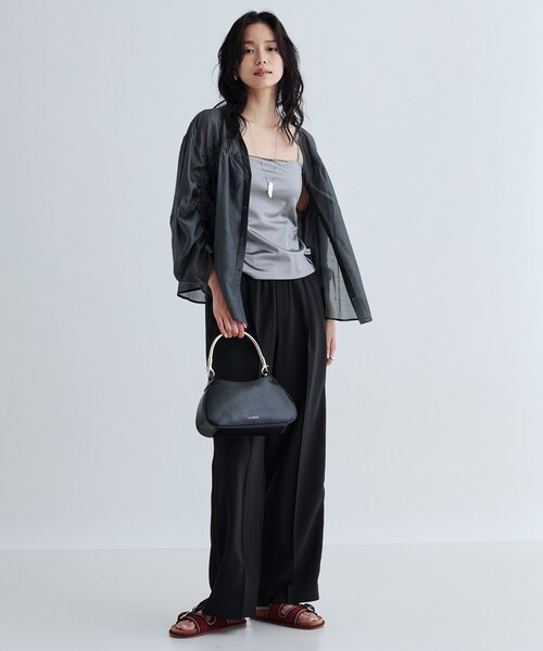 GALLEST(ギャレスト)の「袖シャーリングシアーローンブラウス(シャツ/ブラウス・レディース・グリーン系/イエロー系その他/ホワイト/チャコールグレー・38)」の22枚目の写真